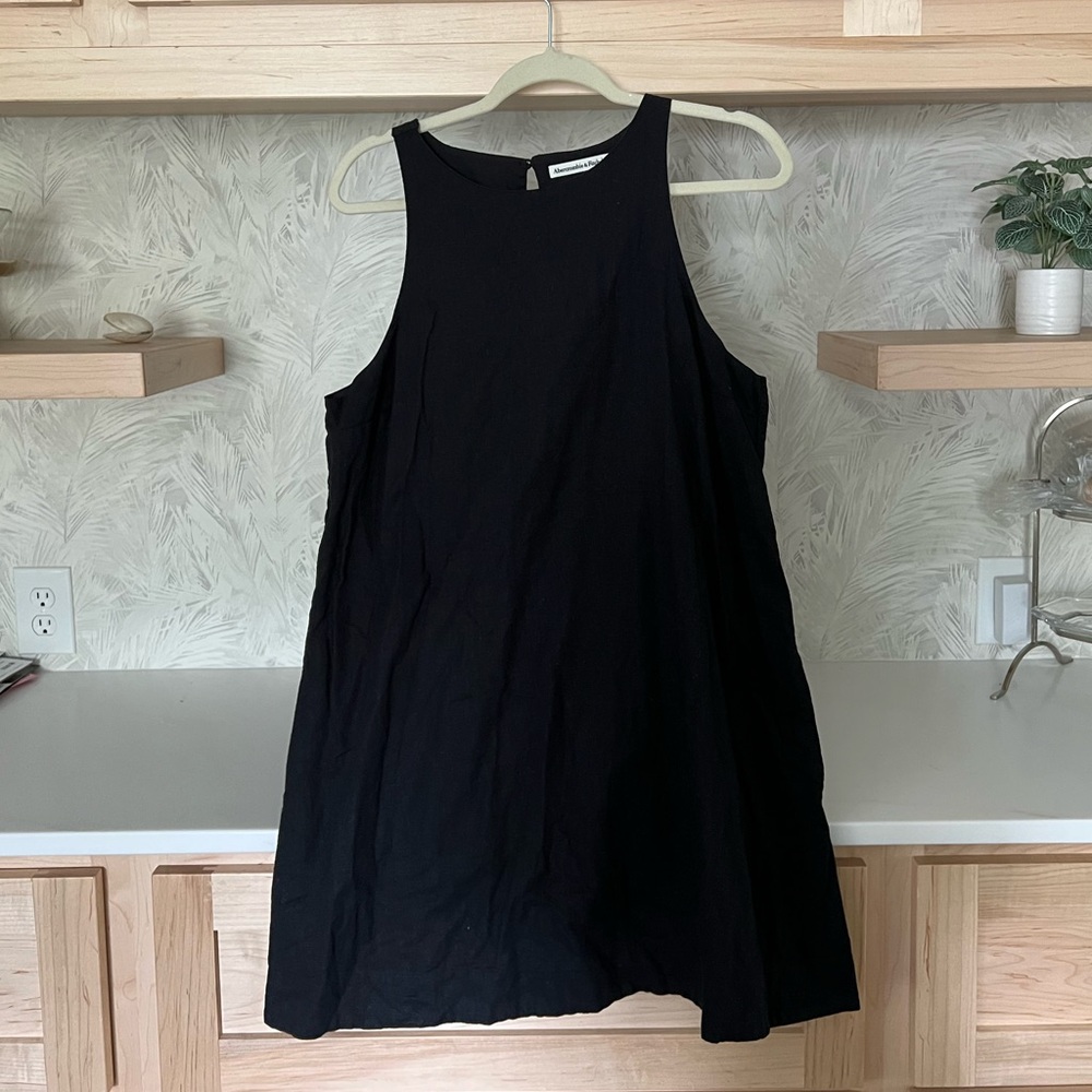 Abercrombie high neck sleeveless dress
